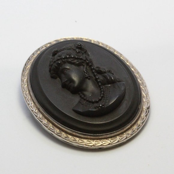 ANTIQUE VICTORIAN STERLING SILVER VULCANITE CARVED CAMEO HIGH RELIEF PIN